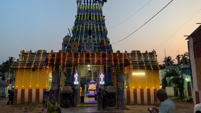 26fr_Varadaraja20temple20Melattur201.jpg