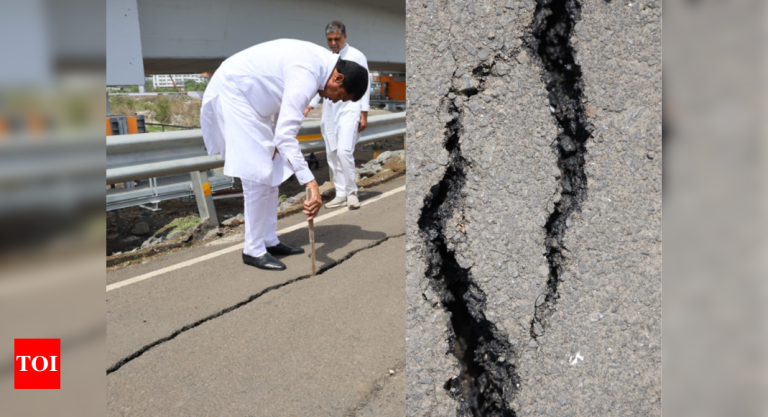 Cracks-on-Mumbais-Atal-Setu-Its-BJP-vs-Congress-over.jpg