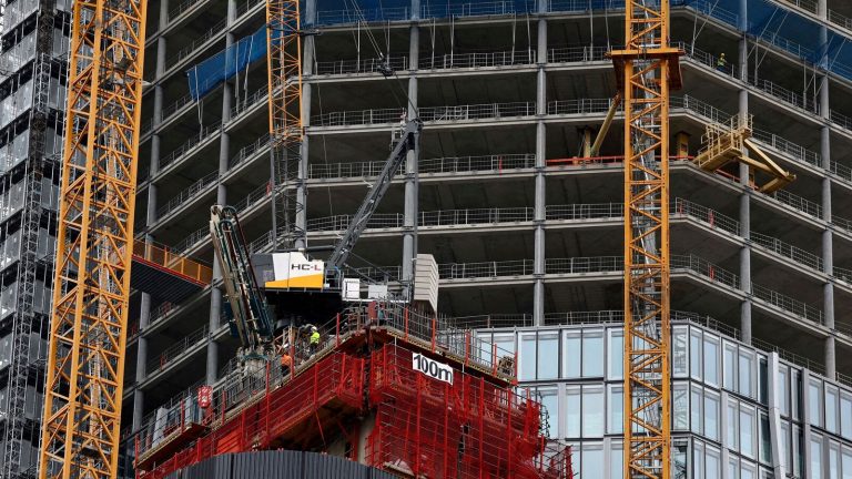 GERMANY-ECONOMY-FORECASTS-0_1706198256565_1718784355587.JPG