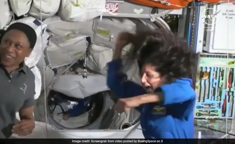 Indian-Origin-Astronaut-Sunita-Williams-Dances-On-Her-Arrival-At-Space.jpeg