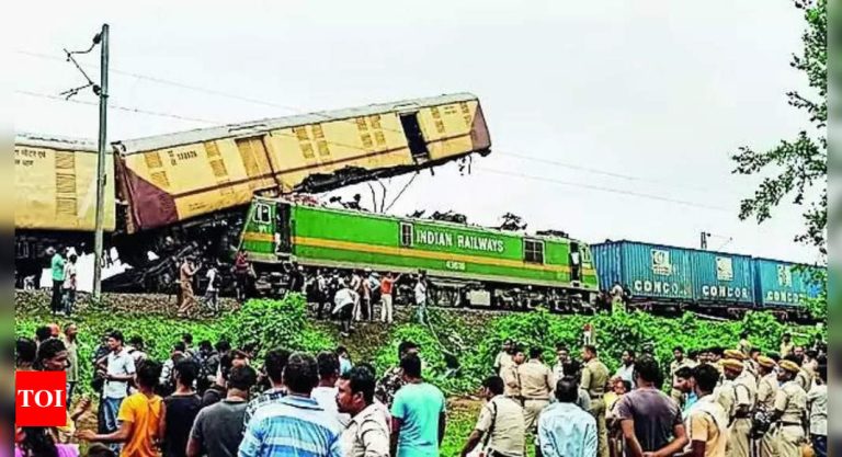 Kanchanjungha-Express-crash-‘Not-following-rule-by-goods-train-driver.jpg