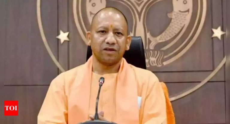 Shun-VIP-culture-UP-CM-Yogi-Adityanath-to-ministers-after.jpg