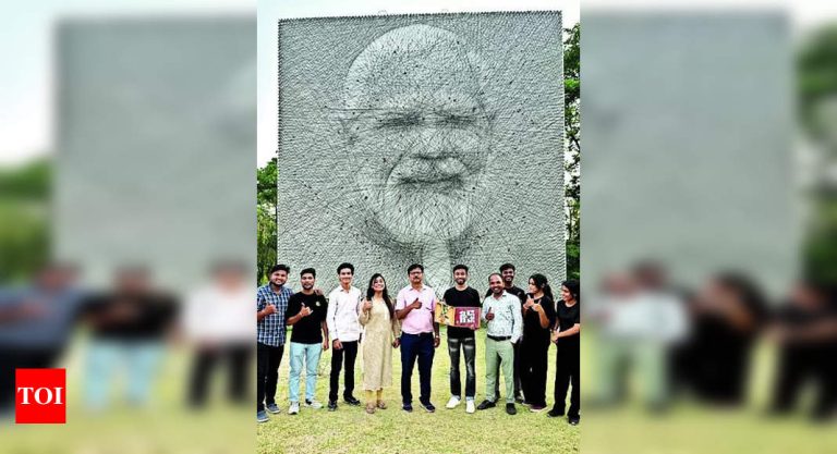 String-Portrait-30-foot-tall-string-portrait-of-PM-Modi-by-group.jpg