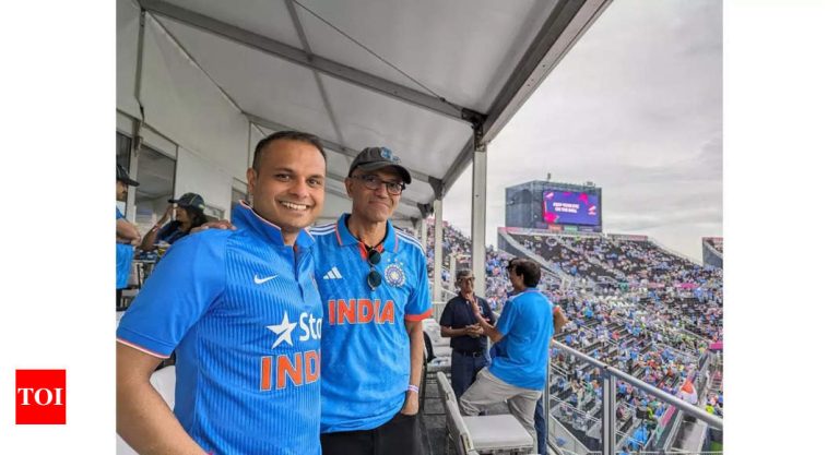 Watch-Microsoft-CEO-Satya-Nadella-cheering-Indian-team-in-Indian.jpg