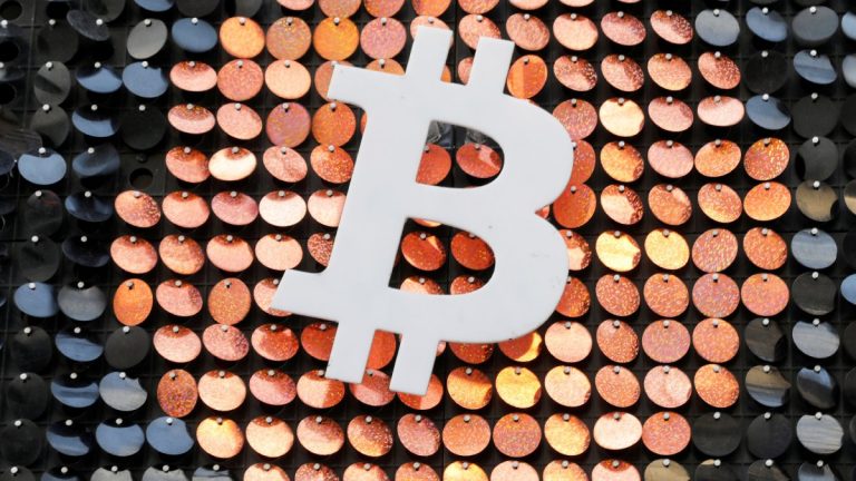 bitcoin_etf_reuters_1687931195290.jpg