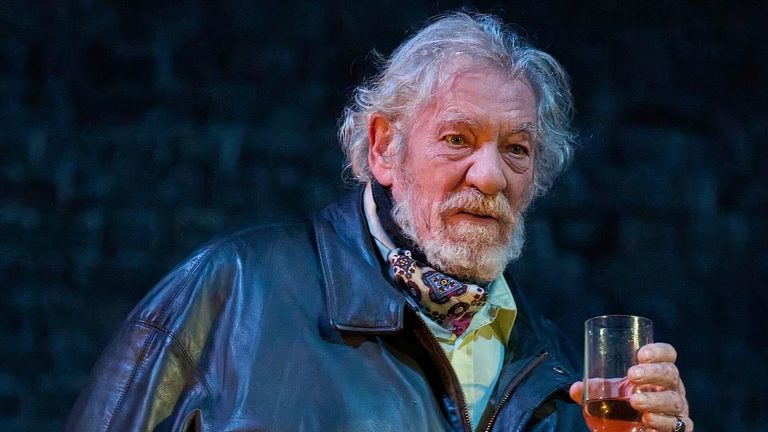 ian-mckellen-as-falstaff-in-player-kings.jpg