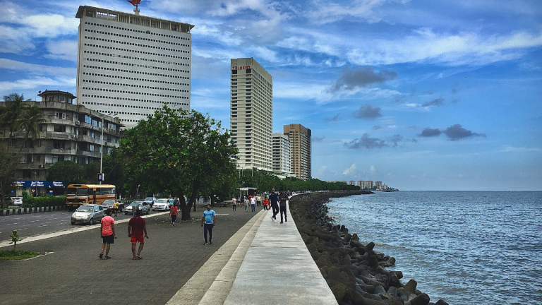 m5mc8gp8_marine-drive-view-mumbai_625x300_10_June_24.png