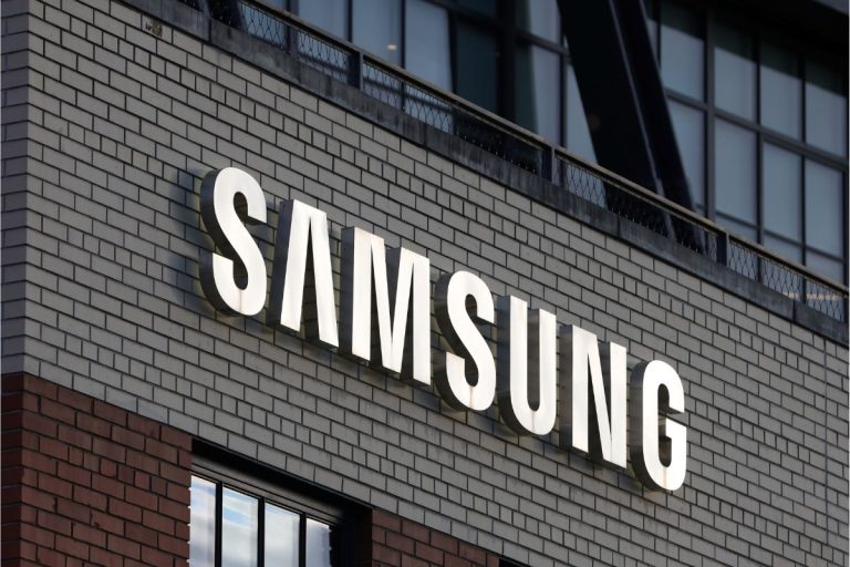 samsung_logo_reuters_1718269521258.jpg