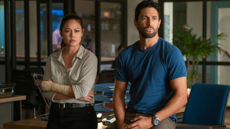 vanessa-lachey-noah-mills-as-jane-tennant-jesse-boone-in-ncis_-hawai-i.jpg