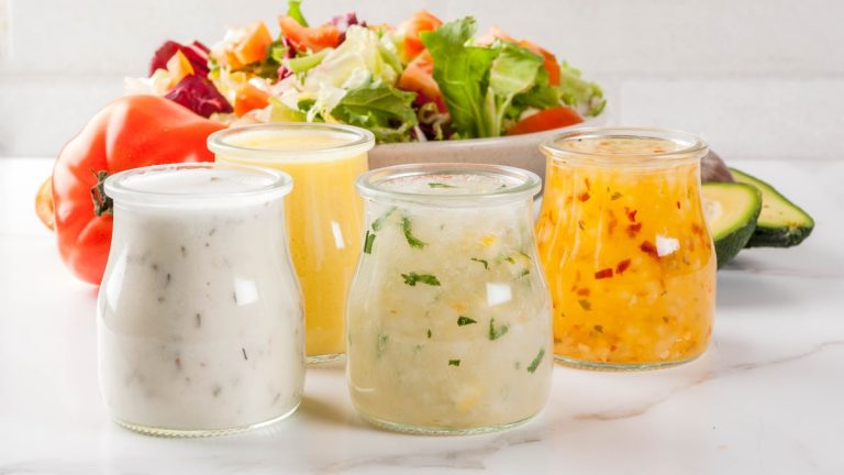 vj358qm8_salad-dressing_625x300_18_June_24.jpg