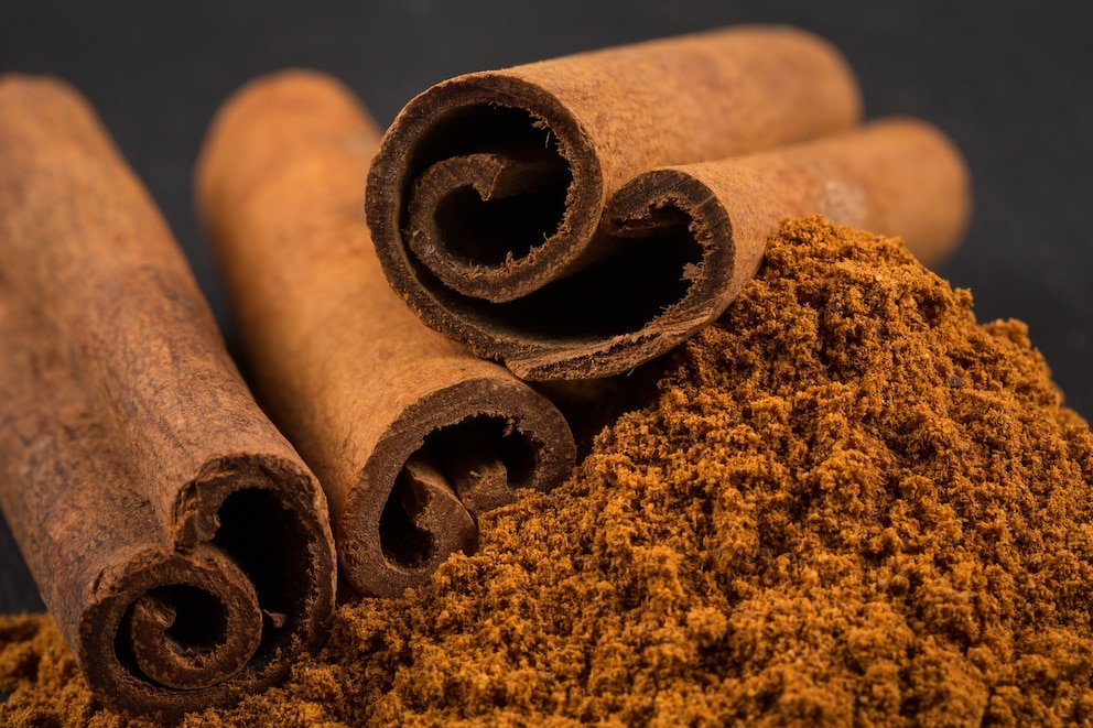 PHOTO: An undated stock photo of cinnamon sticks with cinnamon powder.