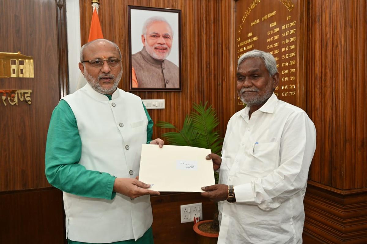 Jharkhand chief minister Champai Soren tenders resignation to Governor C P Radhakrishnan.