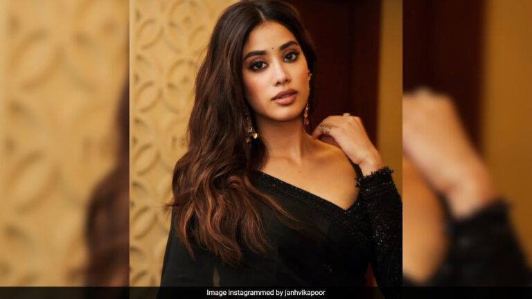 jr3j07d_-janhvi-kapoor_625x300_08_May_24.jpeg