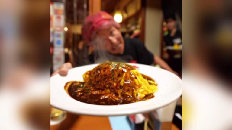 qpm5mooo_omurice_625x300_05_July_24.jpg