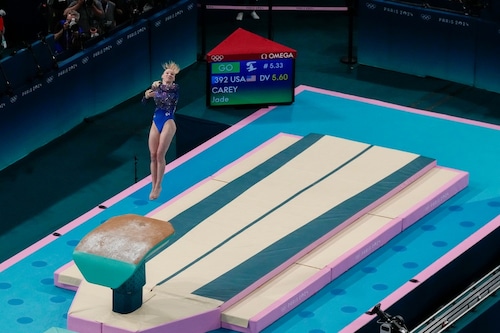 Jade Carey of the United States performs on the vault during the women's artistic gymnastics individual vault final in Bercy Arena at the 2024 Summer Olympics, Saturday, Aug. 3, 2024, in Paris. (AP Photo/Morry Gash)