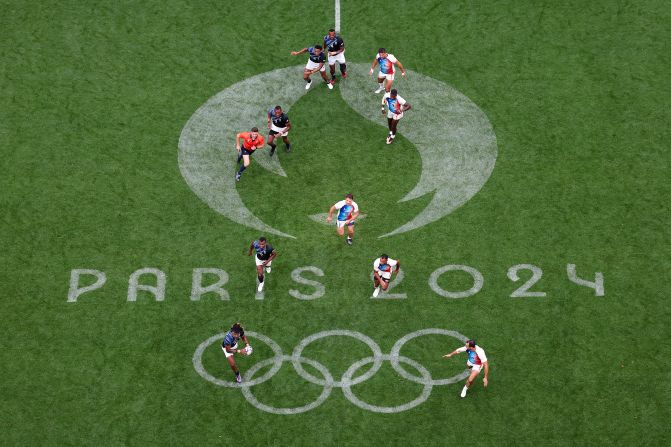 Fiji's Selestino Ravutaumada carries the ball during the rugby sevens final against France on July 27. France won the match for <a href=