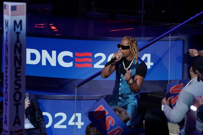 Aug 20, 2024; Chicago, IL, USA; Lil Jon performs during the roll call for Georgia during the second day of the Democratic National Convention at the United Center.