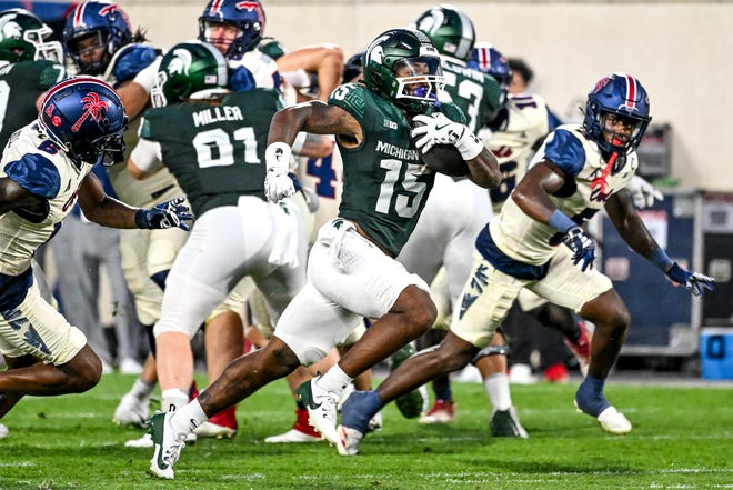 Michigan State's Kay'ron Lynch-Adams runs for a touchdown against Florida Atlantic during the second quarter on Friday, Aug. 30, 2024, at Spartan Stadium in East Lansing.