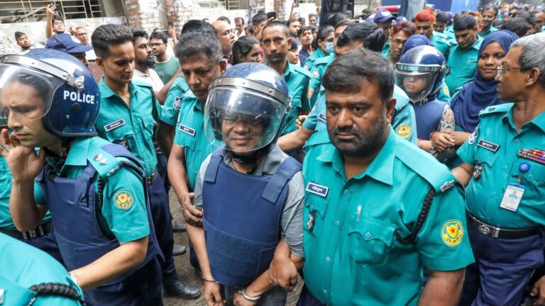 Bangladesh-court-sends-2-journalists-to-police-custody-for-questioning.jpg