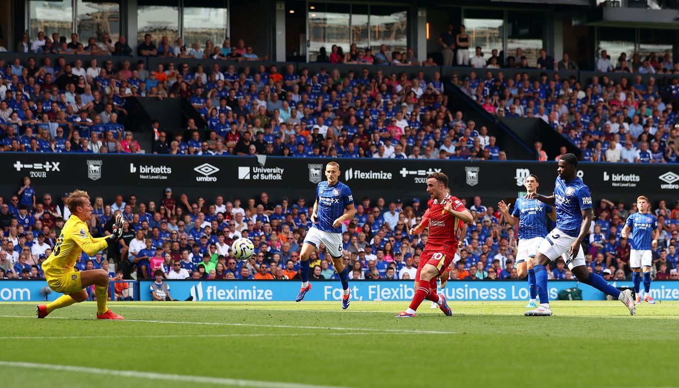 Diogo Jota scores Liverpool's first goal