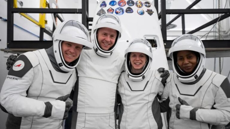 SpaceX_Crew_1723104760150.jpg