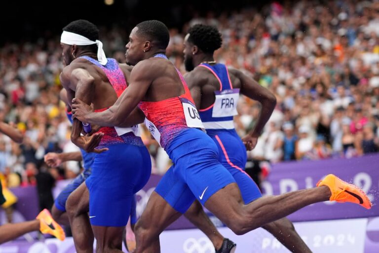 Team-USA-disqualified-in-mens-4x100m-relay-final.jpg