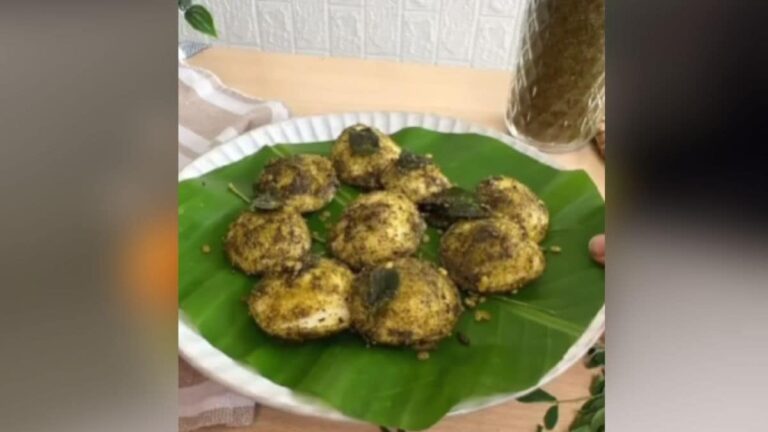 efggs10o_moringa-podi-idli_625x300_09_August_24.jpg