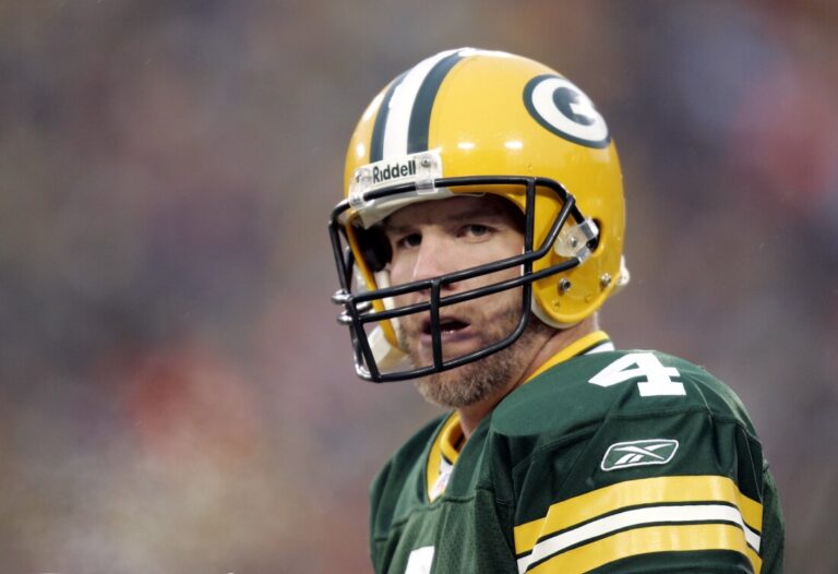 1727200818_Former-NFL-all-star-quarterback-Brett-Favre-has-Parkinsons-NPR.jpeg