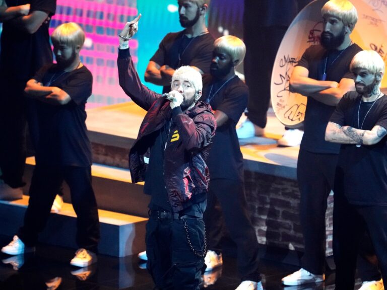 2024-MTV-VMAs-Eminem-kicks-off-show-with-epic-performance.jpg