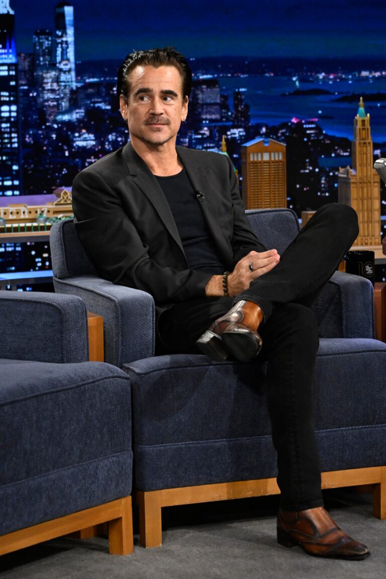 Colin-Farrell-Looks-Really-Good-From-the-Ankles-Up.jpeg