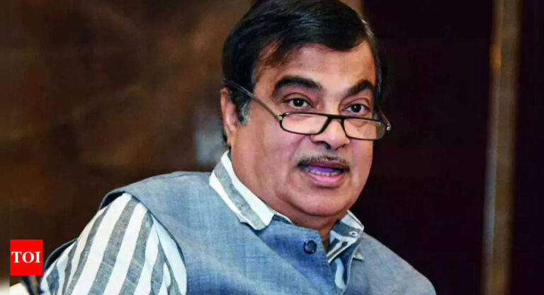 Gadkari-Criticizes-Corruption-in-Government-System-Calls-for-Transparency-and.jpg