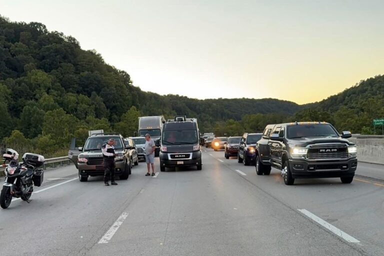 Ketucky-I-75-shooting-Numerous-people-shot-in-Kentucky-near-Interstate.jpg