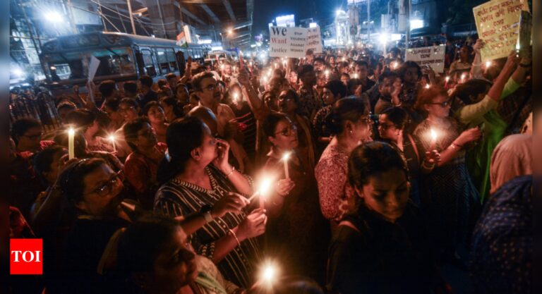 Kolkata-hospital-rape-murder-Drunken-attacks-molestation-mar-‘Reclaim-the-Night.jpg