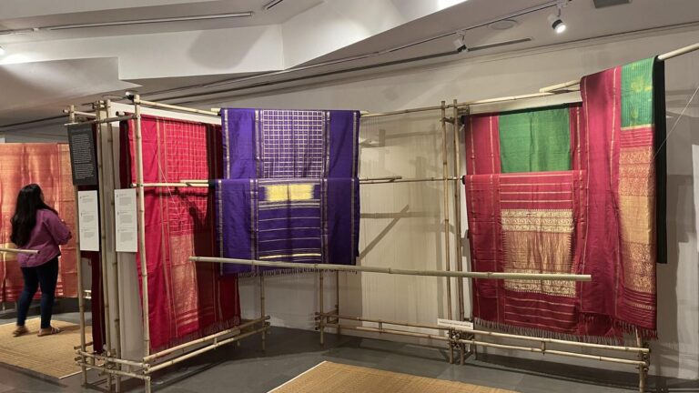 Temple20sarees20of20Tamil20Nadu.jpg