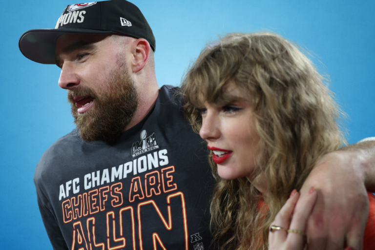 Travis-Kelces-Team-Shuts-Down-Entirely-False-Taylor-Swift-Breakup.png