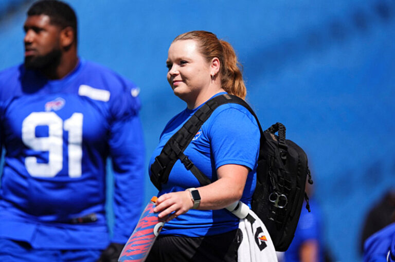 UM-Athletic-Training-Student-Gains-Experience-with-NFLs-Buffalo-Bills.jpg