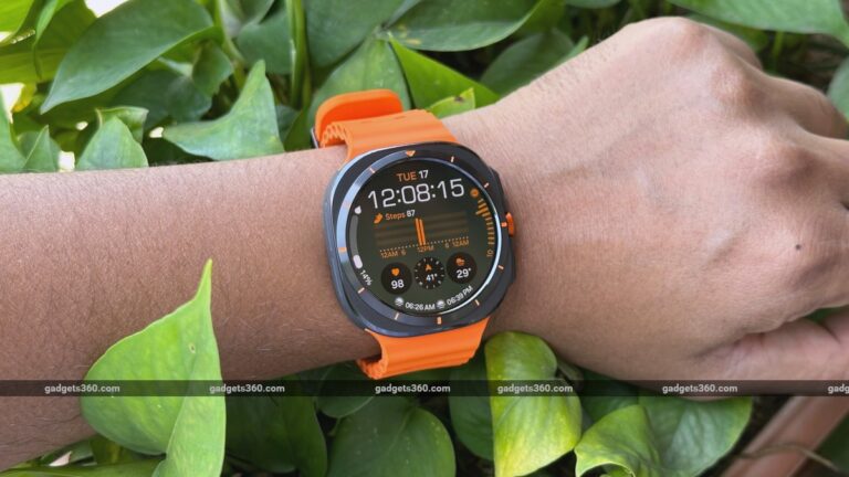 samsung_galaxy_watch_ultra_main_big_gadgets_360_1726570309817.jpg