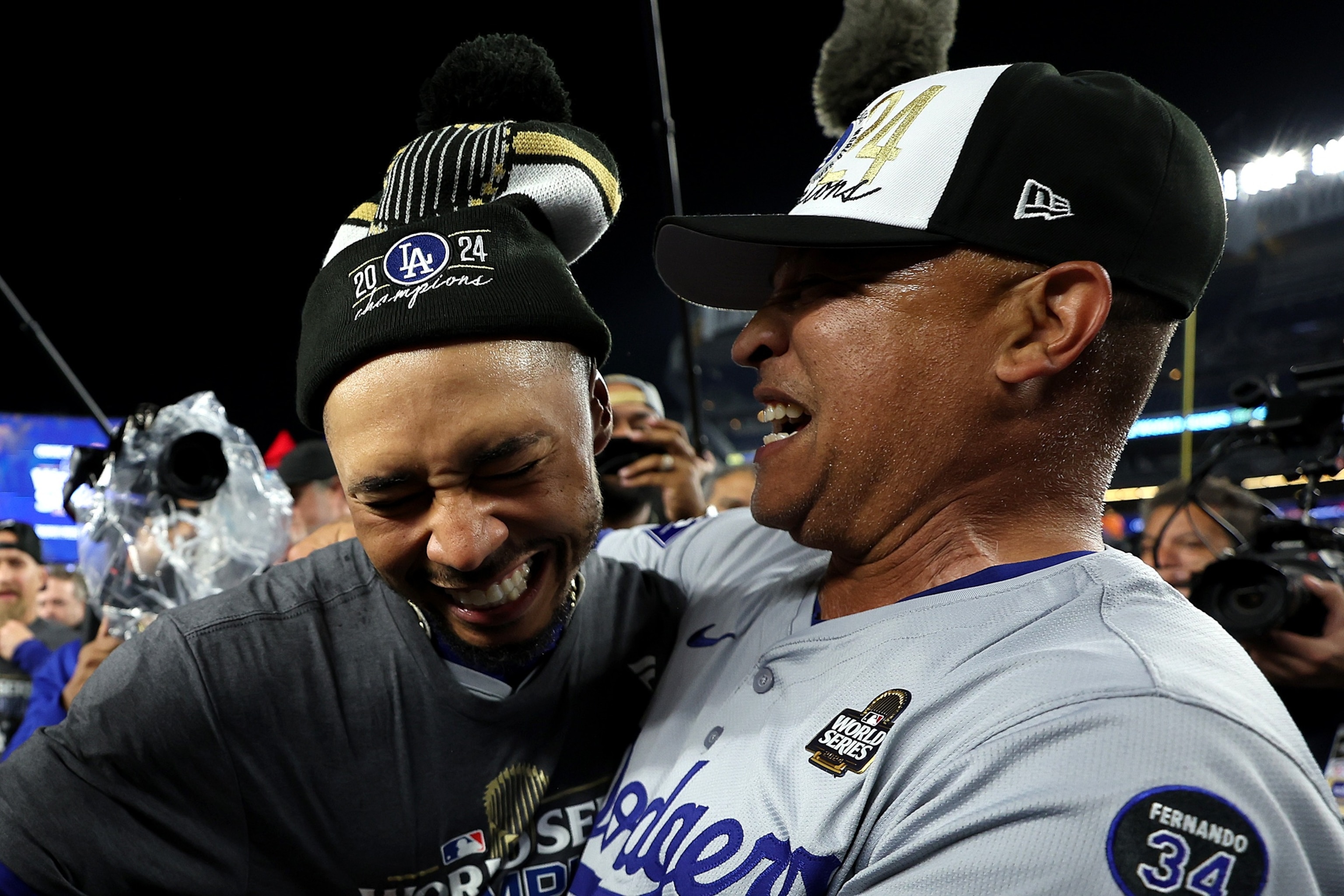 PHOTO: World Series - Los Angeles Dodgers v New York Yankees - Game 5