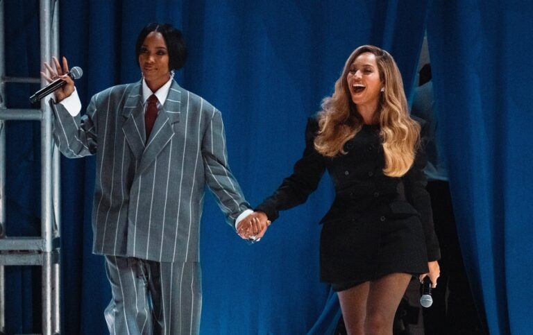 3-Beyonce-and-Kelly-Rowland-Campaign-for-Kamala-Harris-in-Houston-with-Beyonce-in-a-Black-Wardrobe-NYC-Blazer-Dress-and-Kelly-in-a-Fear-of-God-Gray-and-White-Striped-Suit-copy.jpg