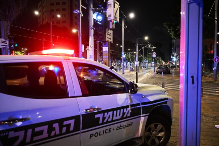 7-dead-in-suspected-terror-shooting-stabbing-in-Tel-Aviv.jpg