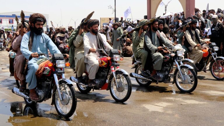 Afghan-women-cannot-pray-loudly-or-recite-in-front-of.jpg