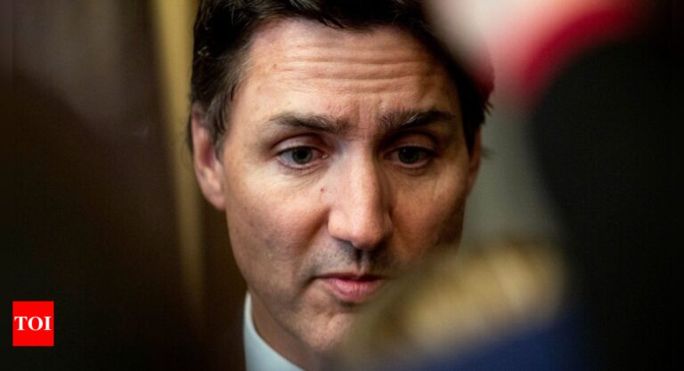 Canadian-PM-Justin-Trudeaus-own-Liberal-MPs-finalising-plans-to.jpg