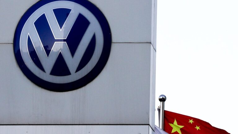 China-has-deported-a-VW-executive-for-allegedly-using-drugs.jpg