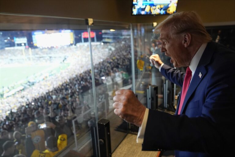 Donald-Trump-Booed-at-Steelers-Game-Video-Appears-to-Show.jpg