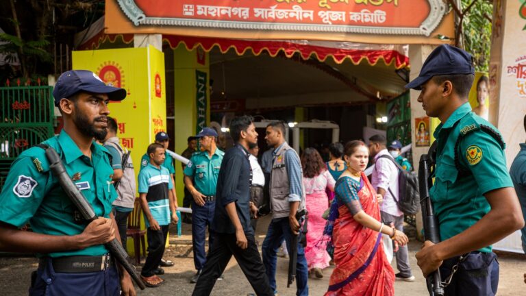 Hindus-in-Bangladesh-celebrate-their-largest-festival-under-tight-security.jpg