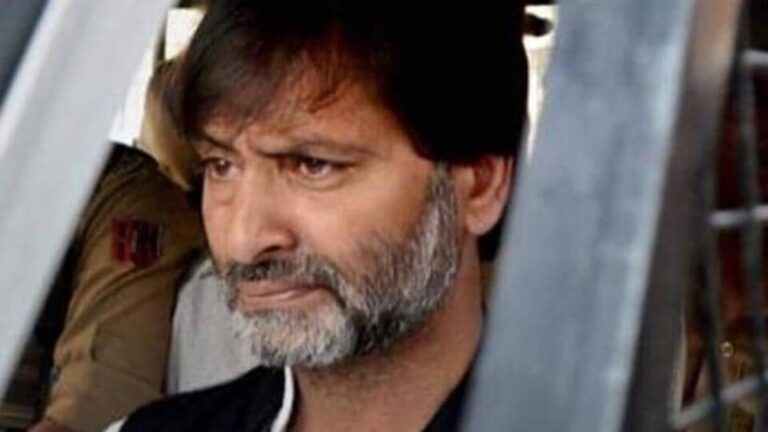 JKLF-terrorist-turned-separatist-Yasin-Malik_1685114532865_1728123474217.jpg