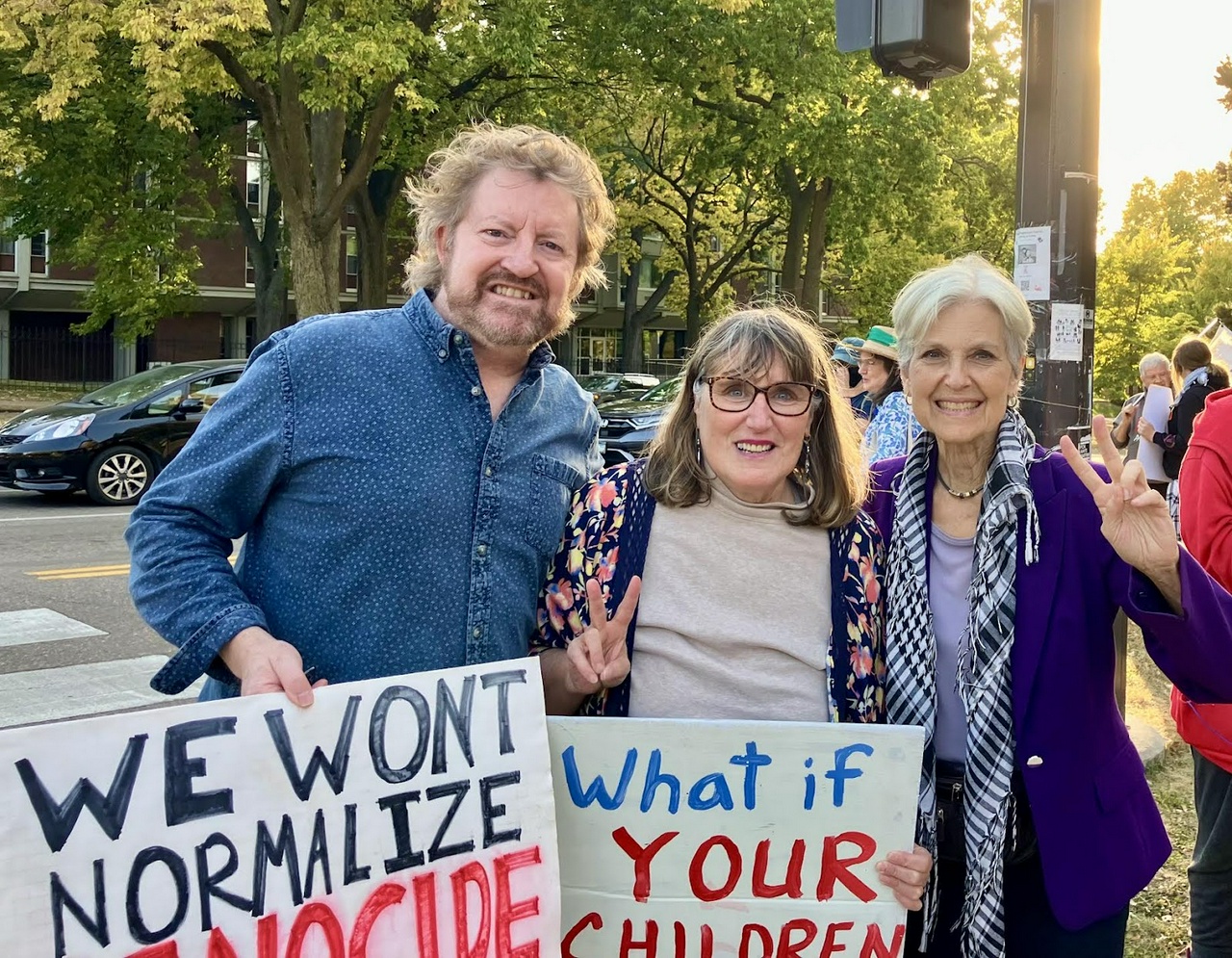 Presidential candidate Jill Stein \[right\] at protest against the U.S./Israel war on Palestine.  | Staff/Fight Back! News