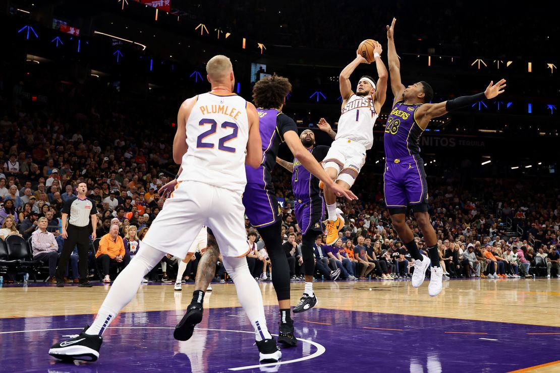 Devin Booker led the Suns to a comeback win over the Lakers.