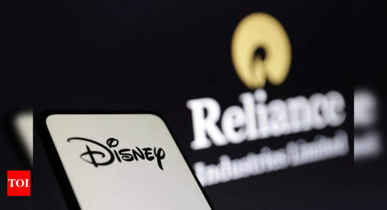 Reliance-may-be-planning-to-replace-JioCinema-with-DisneyHotstar.jpg