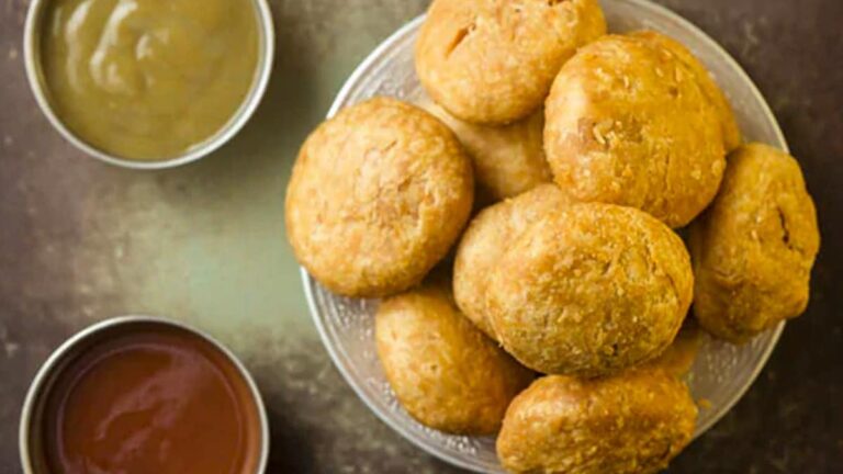 pcbst8eo_kachori-3_625x300_04_May_23.jpg